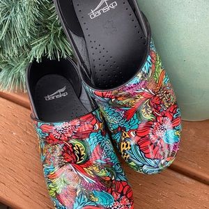 New Dansko Professional Clogs 38